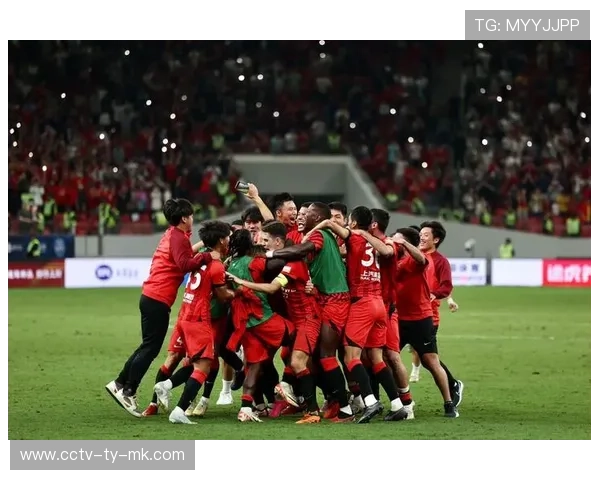 海港冠军阵容稳定，个别位置补强针对性明显